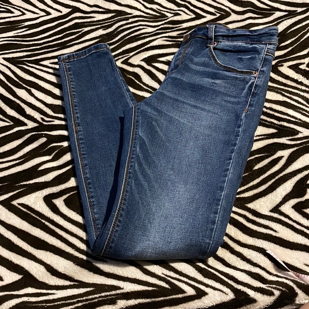 Almost Famous Women’s mid rise skinny jeans